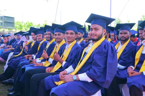 6-Graduation-Day-2025-at-Bearys